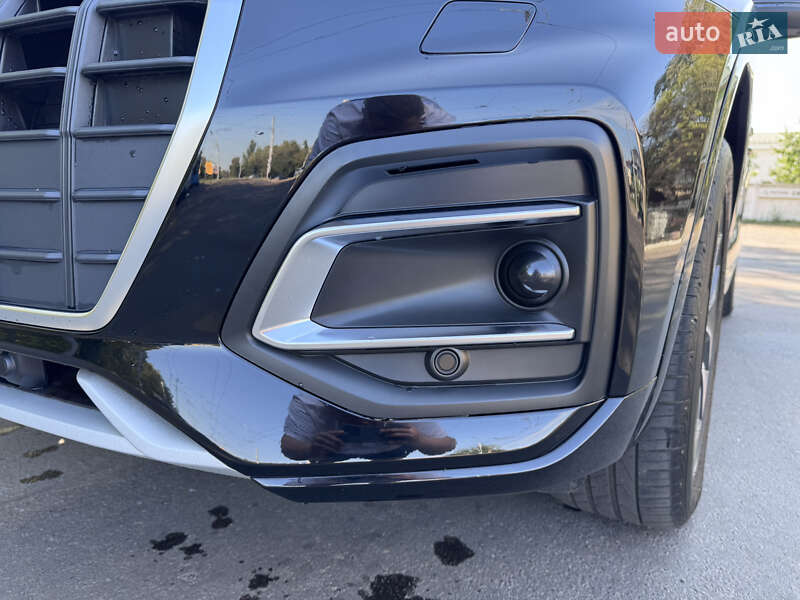 Позашляховик / Кросовер Audi Q5 2020 в Рівному