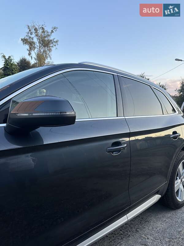 Позашляховик / Кросовер Audi Q5 2018 в Славуті фото 29 Позашляховик / Кросовер Audi Q5 2018 в Славуті