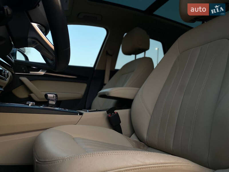 Внедорожник / Кроссовер Audi Q5 2018 в Львове фото 25 Внедорожник / Кроссовер Audi Q5 2018 в Львове