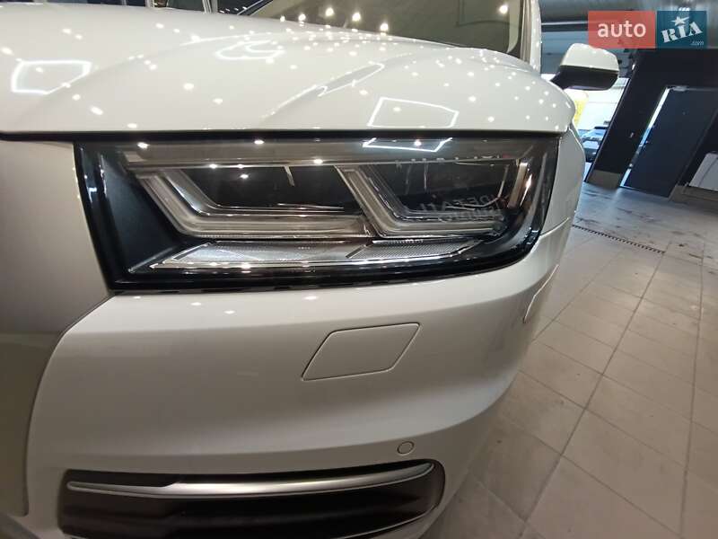Внедорожник / Кроссовер Audi Q5 2018 в Нововолынске фото 16 Внедорожник / Кроссовер Audi Q5 2018 в Нововолынске
