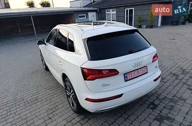 Внедорожник / Кроссовер Audi Q5 2018 в 