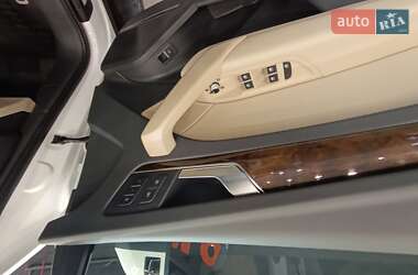 Внедорожник / Кроссовер Audi Q5 2018 в 