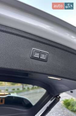 Внедорожник / Кроссовер Audi Q5 2023 в 