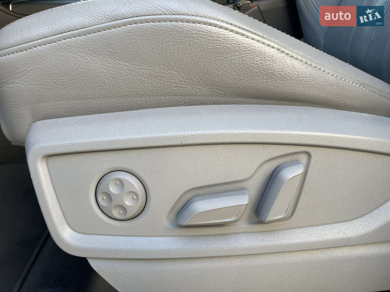 Позашляховик / Кросовер Audi Q5 2018 в Лубнах