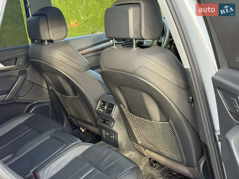 Внедорожник / Кроссовер Audi Q5 2018 в Стрые