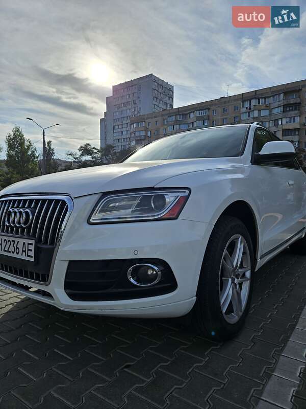 Внедорожник / Кроссовер Audi Q5 2012 в Одессе
