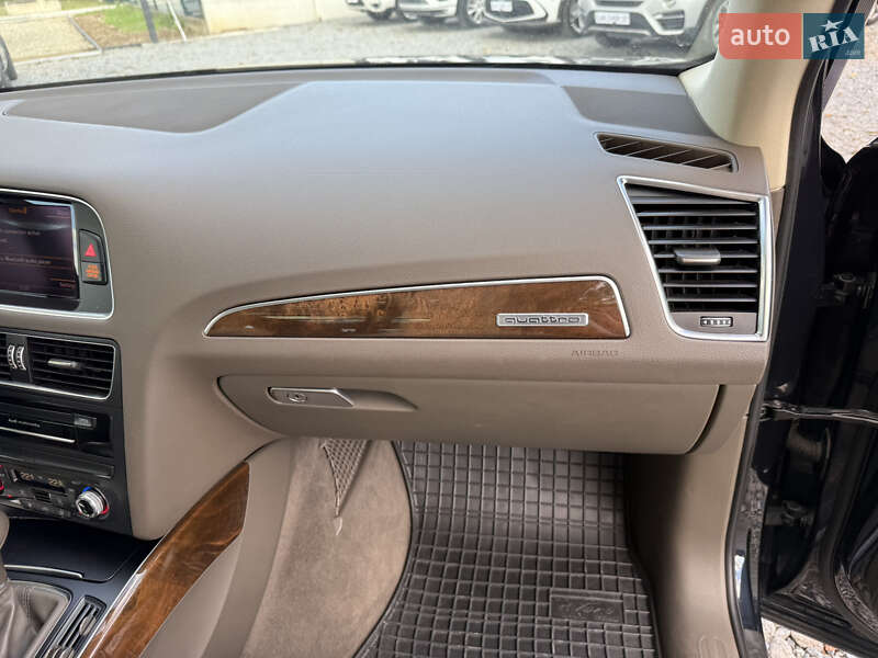 Внедорожник / Кроссовер Audi Q5 2015 в Стрые