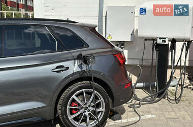 Внедорожник / Кроссовер Audi Q5 2024 в 