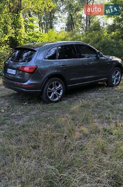 Внедорожник / Кроссовер Audi Q5 2012 в 