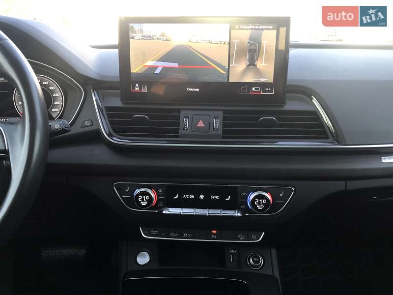 Позашляховик / Кросовер Audi Q5 2022 в Києві