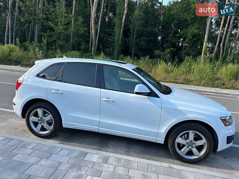 Внедорожник / Кроссовер Audi Q5 2012 в Житомире