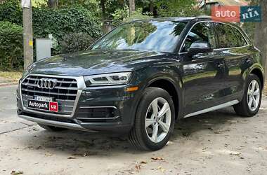 Внедорожник / Кроссовер Audi Q5 2020 в Киеве