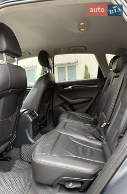 Внедорожник / Кроссовер Audi Q5 2012 в 