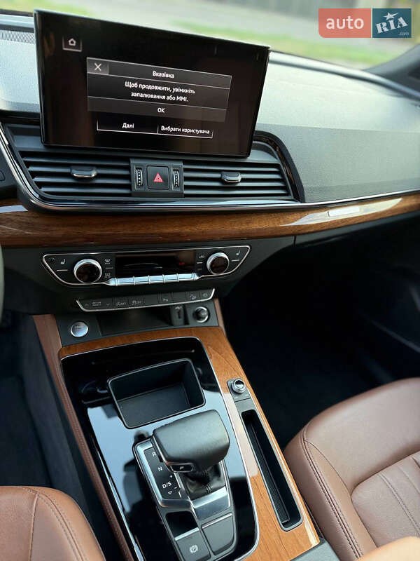 Позашляховик / Кросовер Audi Q5 2022 в Запоріжжі