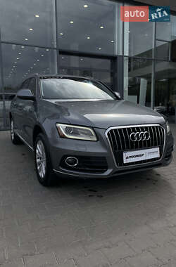 Позашляховик / Кросовер Audi Q5 2013 в 