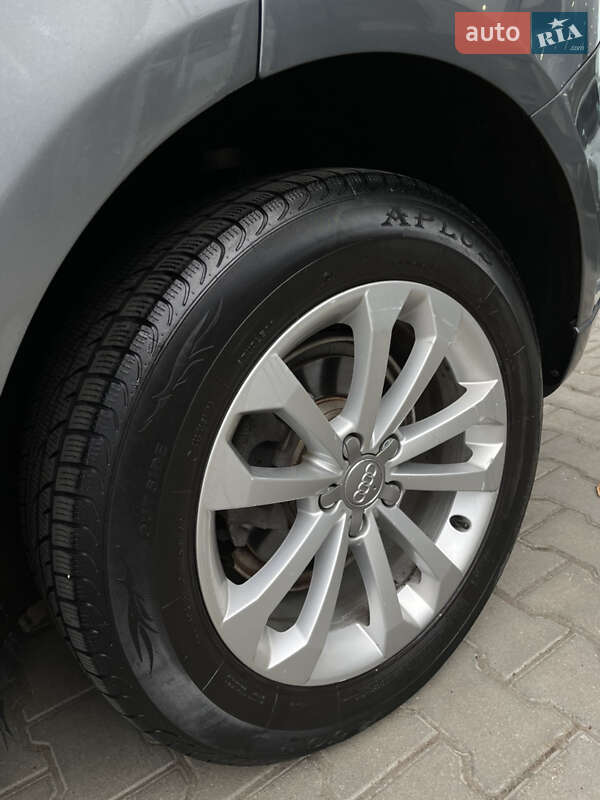 Внедорожник / Кроссовер Audi Q5 2013 в Одессе фото 8 Внедорожник / Кроссовер Audi Q5 2013 в Одессе