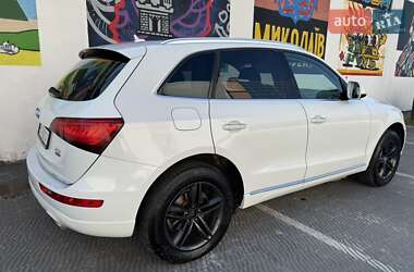 Позашляховик / Кросовер Audi Q5 2015 в 