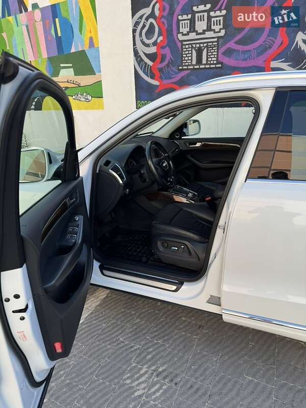 Позашляховик / Кросовер Audi Q5 2015 в Львові фото 23 Позашляховик / Кросовер Audi Q5 2015 в Львові