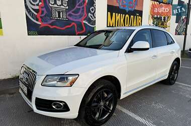 Позашляховик / Кросовер Audi Q5 2015 в 