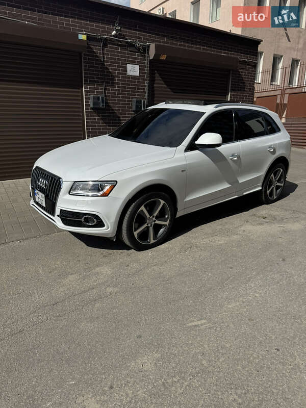 Позашляховик / Кросовер Audi Q5 2015 в Запоріжжі
