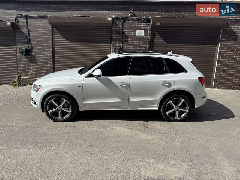 Позашляховик / Кросовер Audi Q5 2015 в Запоріжжі
