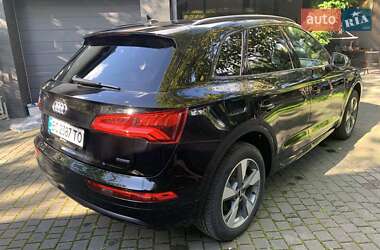 Внедорожник / Кроссовер Audi Q5 2020 в 