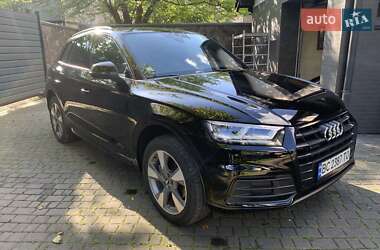 Внедорожник / Кроссовер Audi Q5 2020 в 
