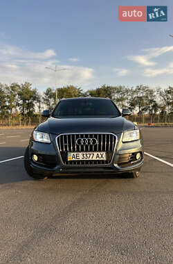 Внедорожник / Кроссовер Audi Q5 2015 в 