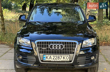 Внедорожник / Кроссовер Audi Q5 2012 в 