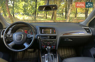 Внедорожник / Кроссовер Audi Q5 2012 в 