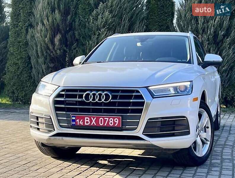Позашляховик / Кросовер Audi Q5 2017 в Львові