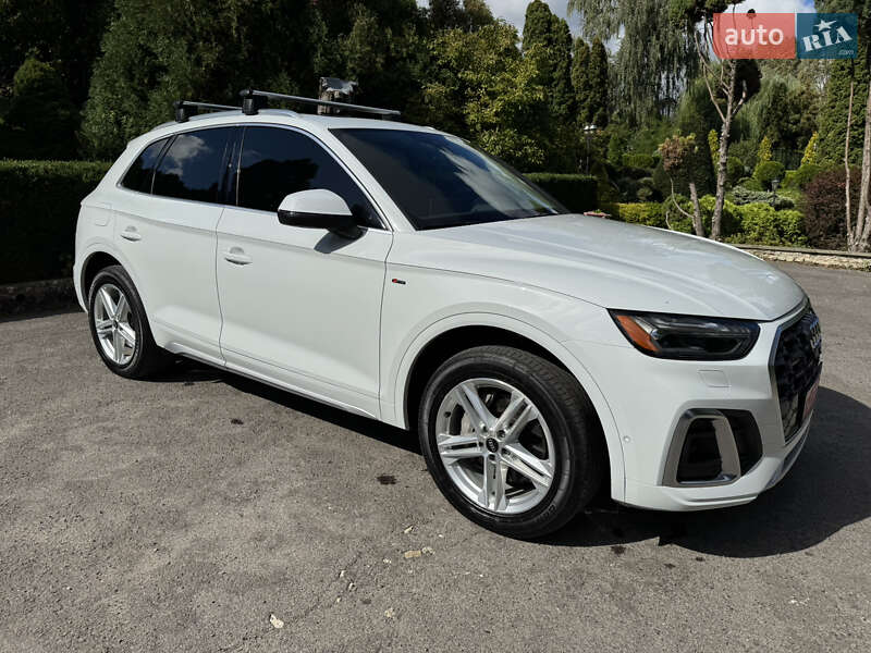 Внедорожник / Кроссовер Audi Q5 2020 в Тернополе