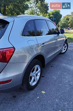 Позашляховик / Кросовер Audi Q5 2011 в 