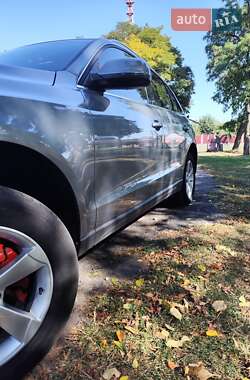 Позашляховик / Кросовер Audi Q5 2011 в 