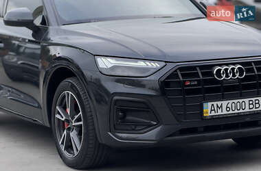 Внедорожник / Кроссовер Audi Q5 2021 в 
