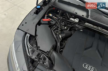Внедорожник / Кроссовер Audi Q5 2021 в 