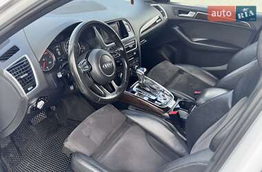 Внедорожник / Кроссовер Audi Q5 2016 в 