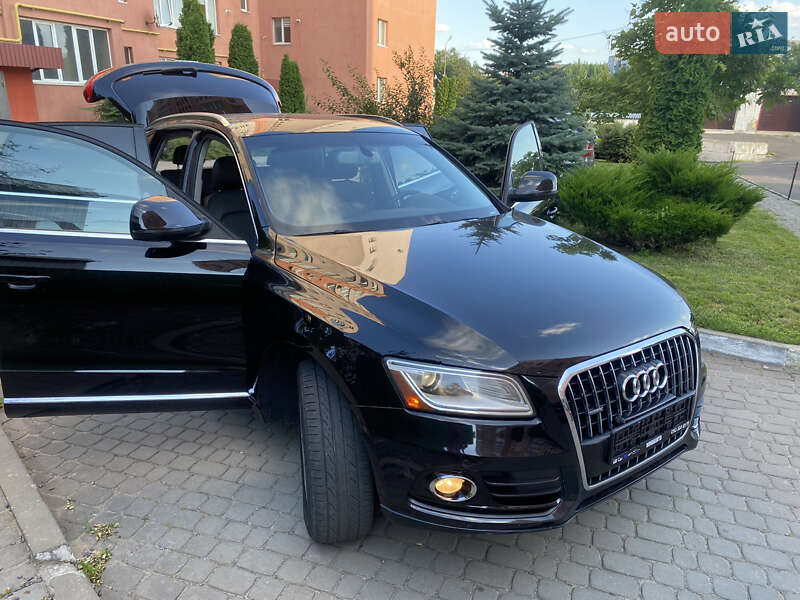 Внедорожник / Кроссовер Audi Q5 2013 в Луцке