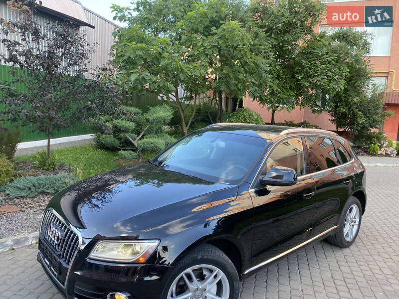 Внедорожник / Кроссовер Audi Q5 2013 в Луцке