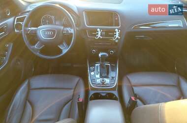 Позашляховик / Кросовер Audi Q5 2016 в 