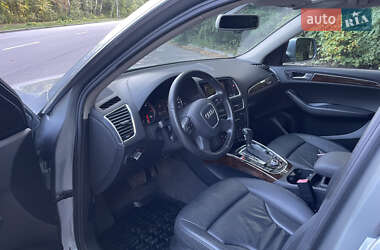 Внедорожник / Кроссовер Audi Q5 2011 в 