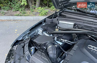 Внедорожник / Кроссовер Audi Q5 2011 в 
