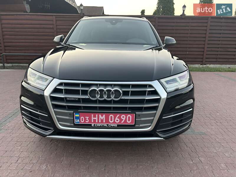 Позашляховик / Кросовер Audi Q5 2017 в Києві
