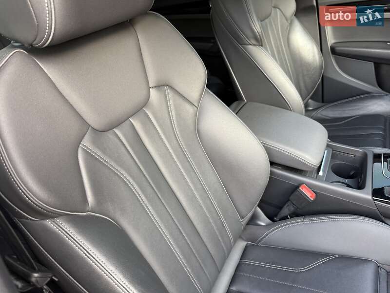 Позашляховик / Кросовер Audi Q5 2021 в Києві