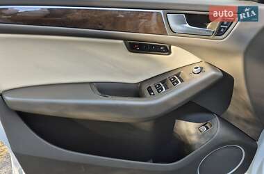Внедорожник / Кроссовер Audi Q5 2015 в 