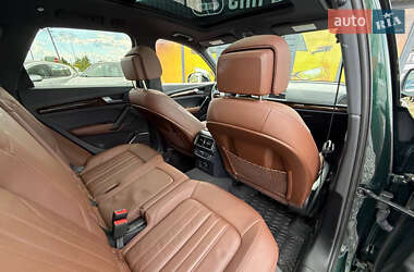 Позашляховик / Кросовер Audi Q5 2017 в 