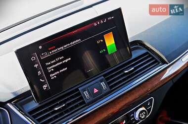 Позашляховик / Кросовер Audi Q5 2022 в 