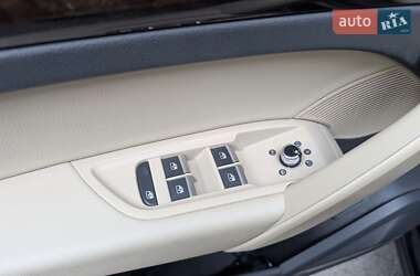 Внедорожник / Кроссовер Audi Q5 2017 в 