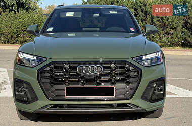Внедорожник / Кроссовер Audi Q5 2023 в 