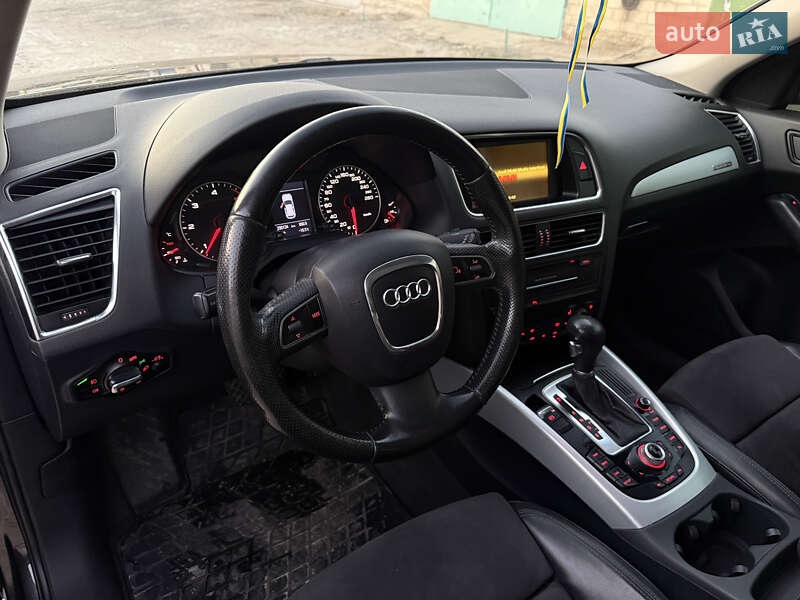 Внедорожник / Кроссовер Audi Q5 2009 в Запорожье фото 13 Внедорожник / Кроссовер Audi Q5 2009 в Запорожье